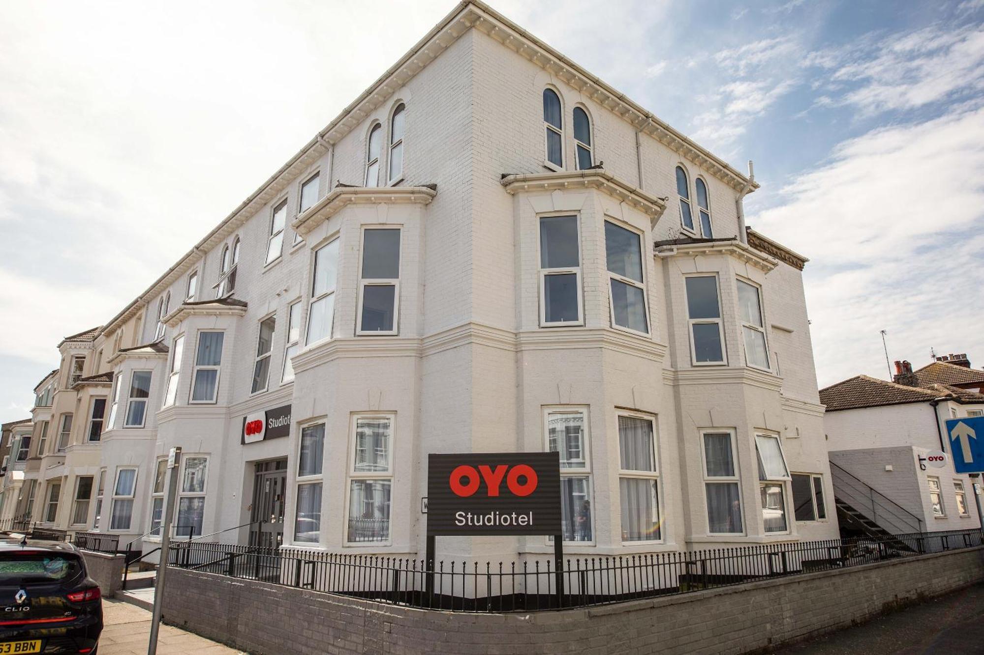 Oyo Studiotel Gy - Modern Hotel Apartments Great Yarmouth Buitenkant foto